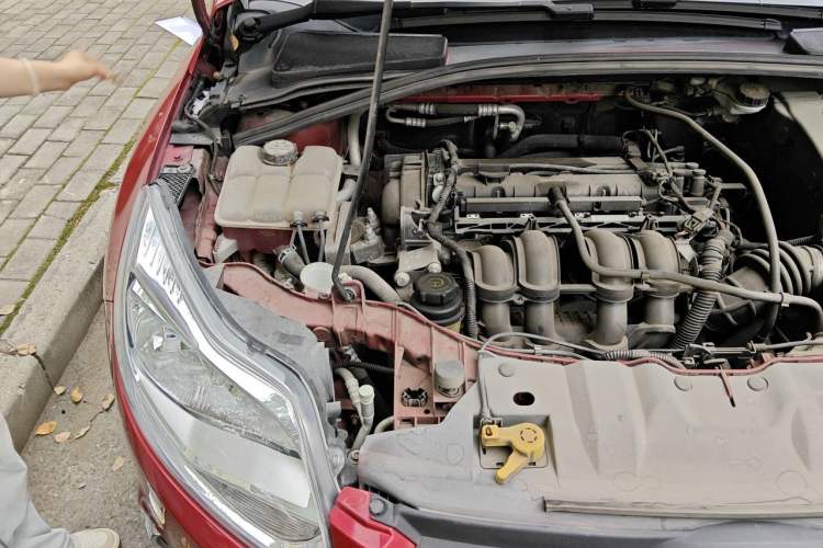 Used Ford Focus 2012 Sedan 1.6L Automatic Fashion Edition Engine Bay Right