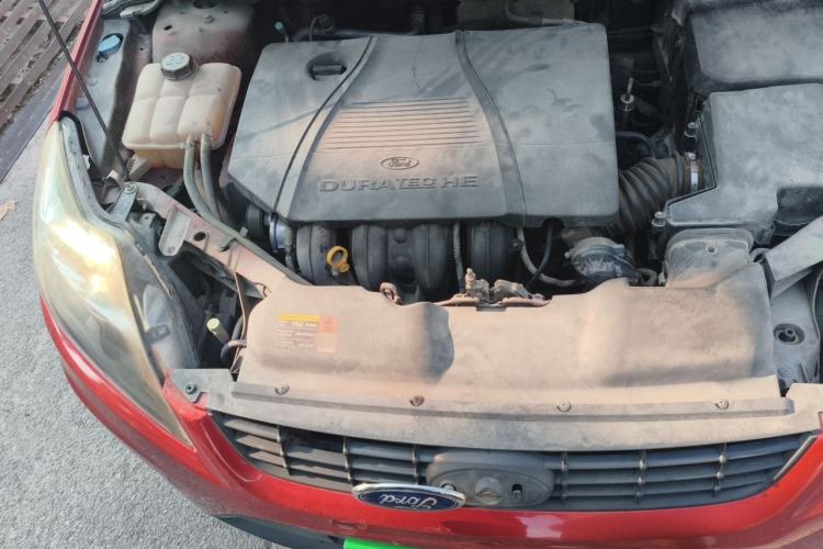 Used Ford Focus 2012 Hatchback Classic 1.8L Automatic Fashion Edition Engine Bay Right