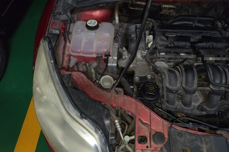 Used Ford Focus 2012 Sedan 1.6L Automatic Fashion Edition Engine Bay Right