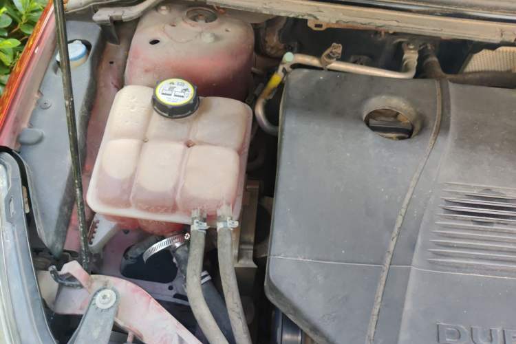 Used Ford Focus 2012 Hatchback Classic 1.8L Automatic Fashion Edition Engine Bay Right