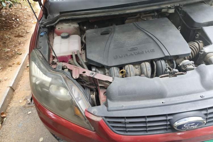 Used Ford Focus 2012 Hatchback Classic 1.8L Automatic Base Model Engine Bay Right