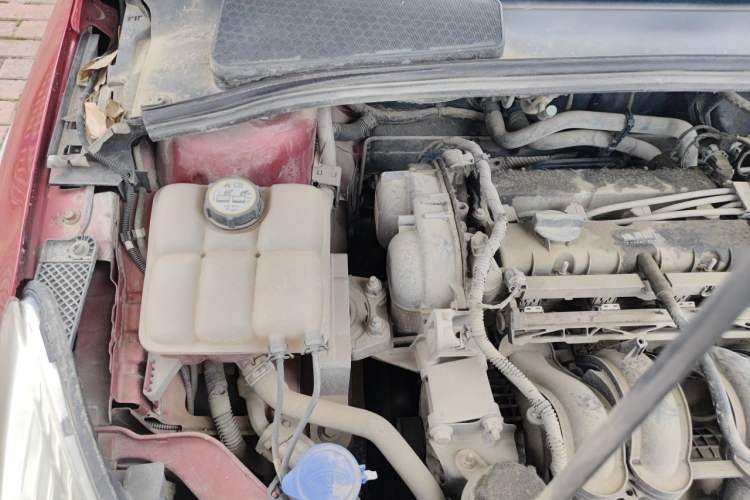 Used Ford Focus 2012 Hatchback 1.6L Automatic Comfort Model Engine Bay Right