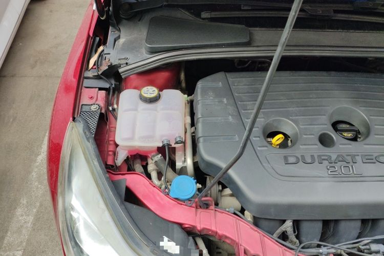 Used Ford Focus 2012 Hatchback 2.0L Manual Luxury Sport Model Engine Bay Right