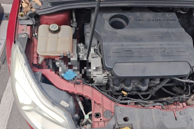 Used Ford Focus 2012 Hatchback 1.6L Manual Fashion Edition Engine Bay Right