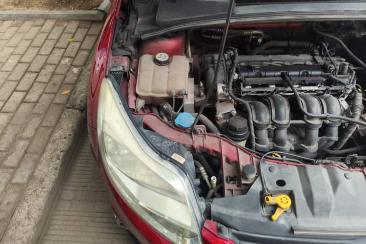 Used Ford Focus 2012 Sedan 1.6L Automatic Fashion Edition Engine Bay Right