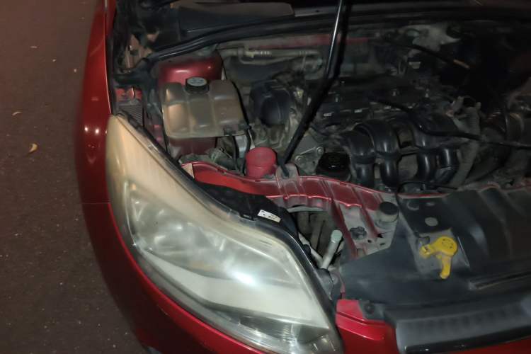 Used Ford Focus 2012 Hatchback 1.6L Automatic Comfort Model Engine Bay Right