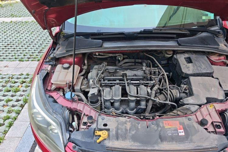 Used Ford Focus 2012 Sedan 1.6L Automatic Fashion Edition Engine Bay Right