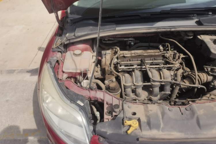 Used Ford Focus 2012 Sedan 1.6L Automatic Fashion Edition Engine Bay Right