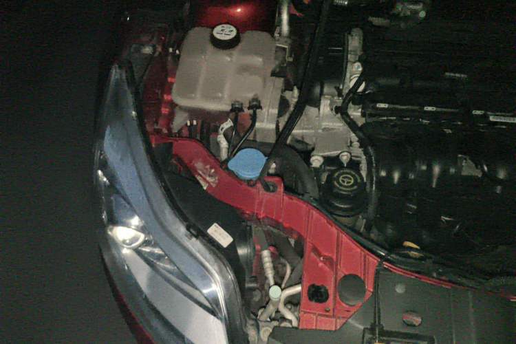 Used Ford Focus 2012 Hatchback 1.6L Automatic Fashion Edition Engine Bay Right