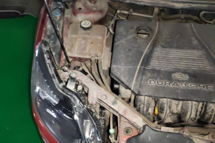 Used Ford Focus 2012 Hatchback Classic 1.8L Manual Base Model Engine Bay Right
