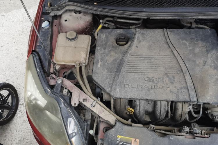 Used Ford Focus 2012 Hatchback Classic 1.8L Automatic Base Model Engine Bay Right