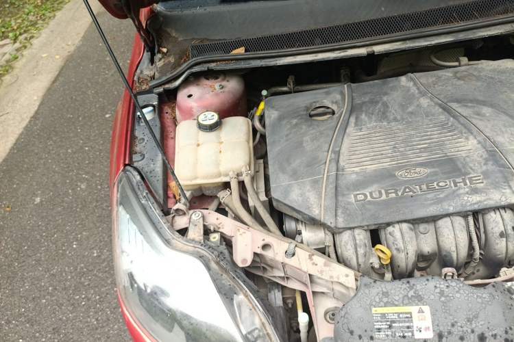 Used Ford Focus 2012 Hatchback Classic 1.8L Automatic Base Model Engine Bay Right