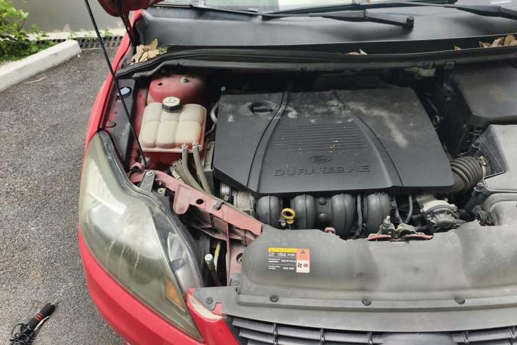 Used Ford Focus 2012 Hatchback Classic 1.8L Automatic Base Model Engine Bay Right