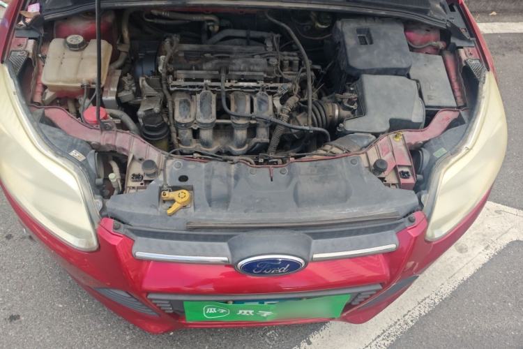 Used Ford Focus 2012 Sedan 1.6L Automatic Fashion Edition Engine Bay