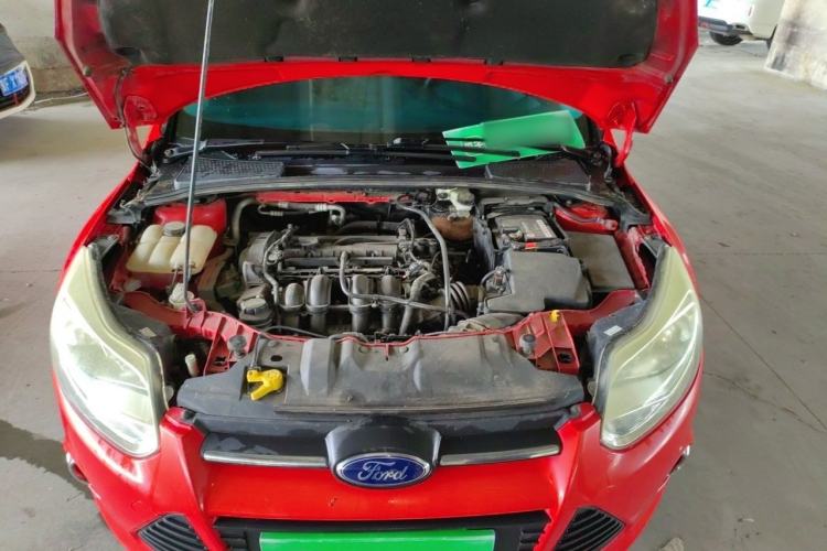 Used Ford Focus 2012 Hatchback 1.6L Automatic Fashion Edition Engine Bay