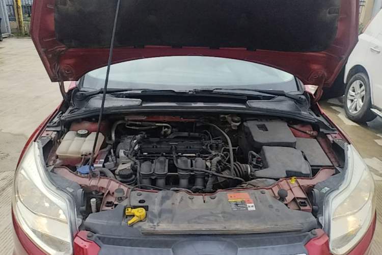 Used Ford Focus 2012 Hatchback 1.6L Automatic Comfort Model Engine Bay