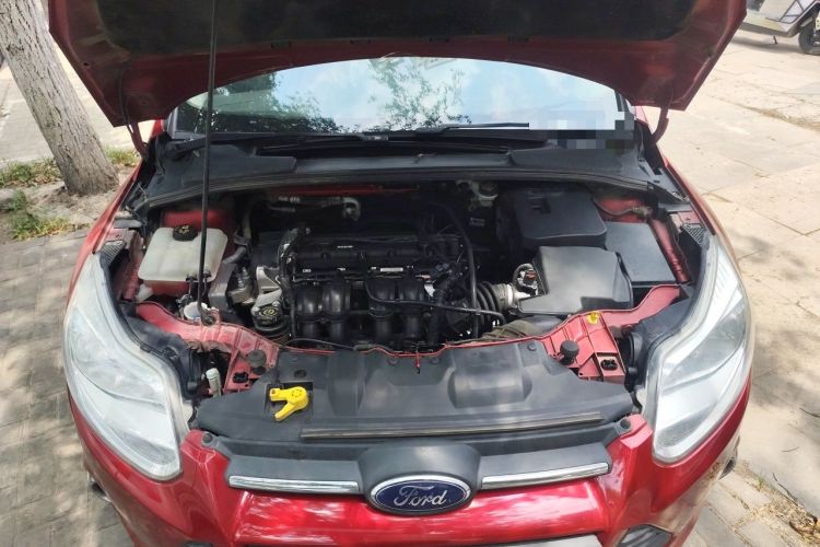Used Ford Focus 2012 Hatchback 1.6L Automatic Fashion Edition Engine Bay