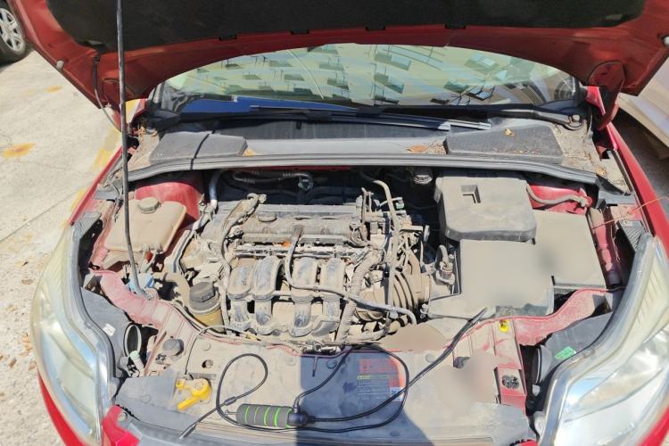 Used Ford Focus 2012 Sedan 1.6L Automatic Comfort Model Engine Bay