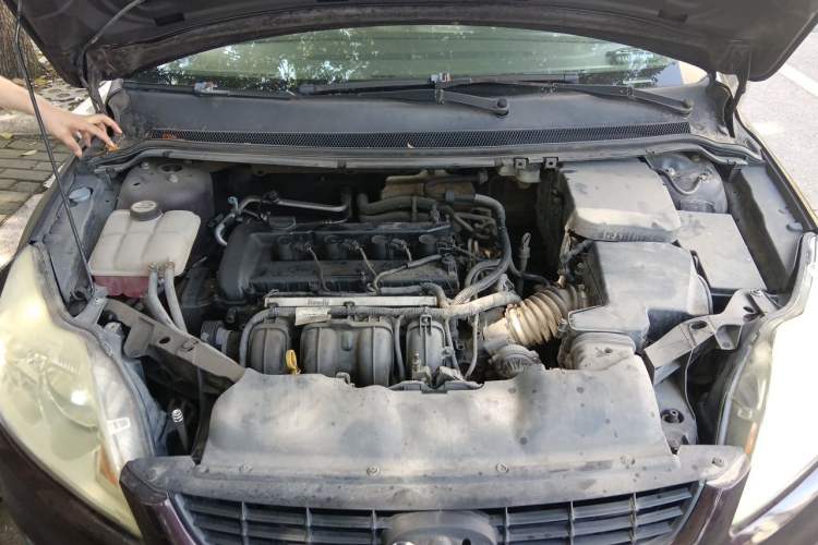 Used Ford Focus 2012 Sedan Classic 1.8L Automatic Base Model Engine Bay