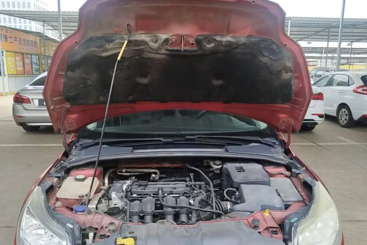 Used Ford Focus 2012 Hatchback 1.6L Automatic Fashion Edition Engine Bay
