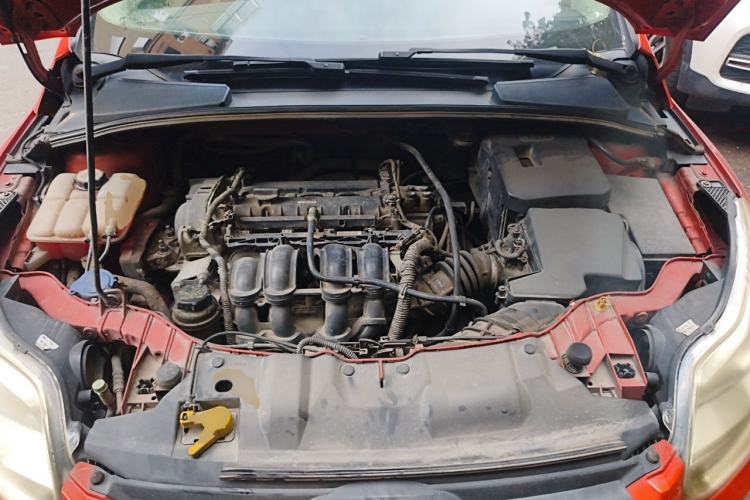 Used Ford Focus 2012 Hatchback 1.6L Automatic Fashion Edition Engine Bay
