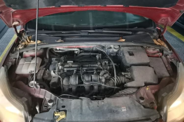 Used Ford Focus 2012 Sedan 1.6L Automatic Comfort Model Engine Bay