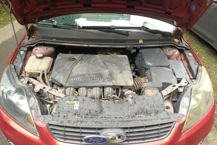 Used Ford Focus 2012 Hatchback Classic 1.8L Automatic Base Model Engine Bay