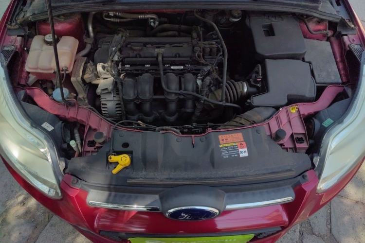 Used Ford Focus 2012 Sedan 1.6L Manual Comfort Model Engine Bay