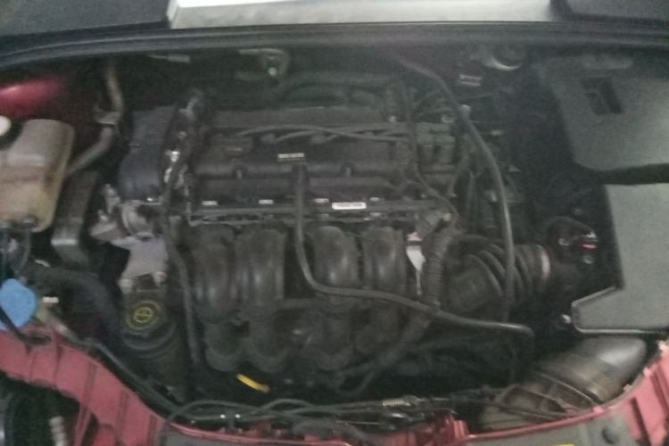 Used Ford Focus 2012 Hatchback 1.6L Automatic Fashion Edition Engine Bay