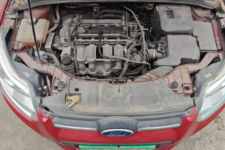 Used Ford Focus 2012 Hatchback 1.6L Automatic Comfort Model Engine Bay