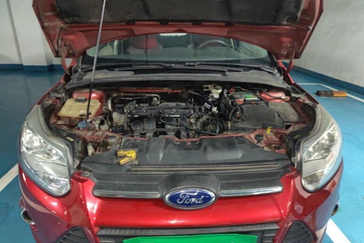 Used Ford Focus 2012 Hatchback 1.6L Automatic Fashion Edition Engine Bay