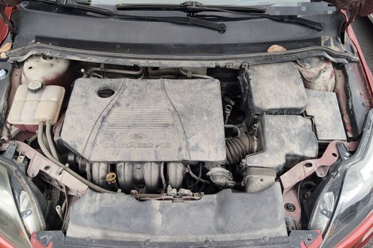Used Ford Focus 2012 Hatchback Classic 1.8L Automatic Fashion Edition Engine Bay