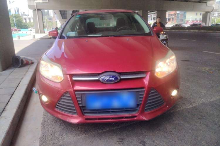 Used Ford Focus 2012 Sedan 1.6L Automatic Comfort Model Exterior 1