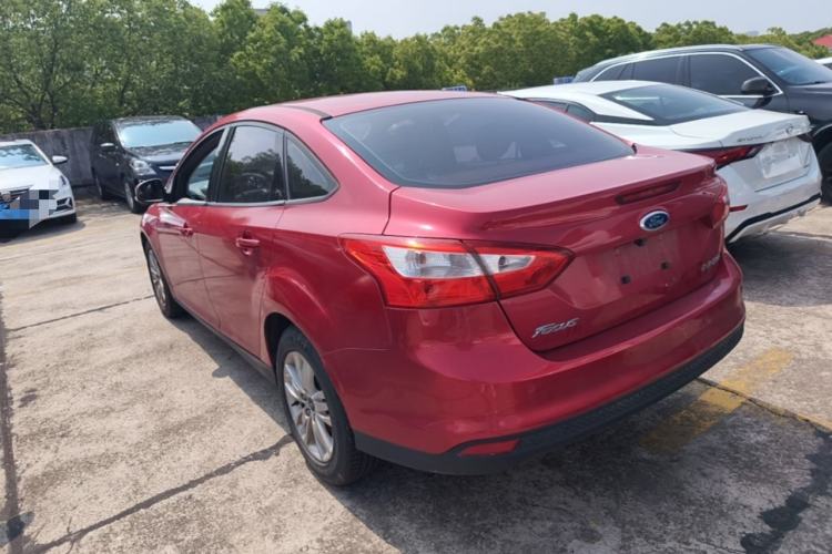 Used Ford Focus 2012 Sedan 1.6L Automatic Comfort Model Exterior 2