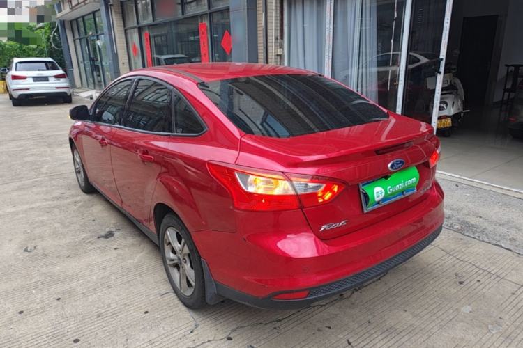 Used Ford Focus 2012 Sedan 1.6L Automatic Fashion Edition Exterior 2