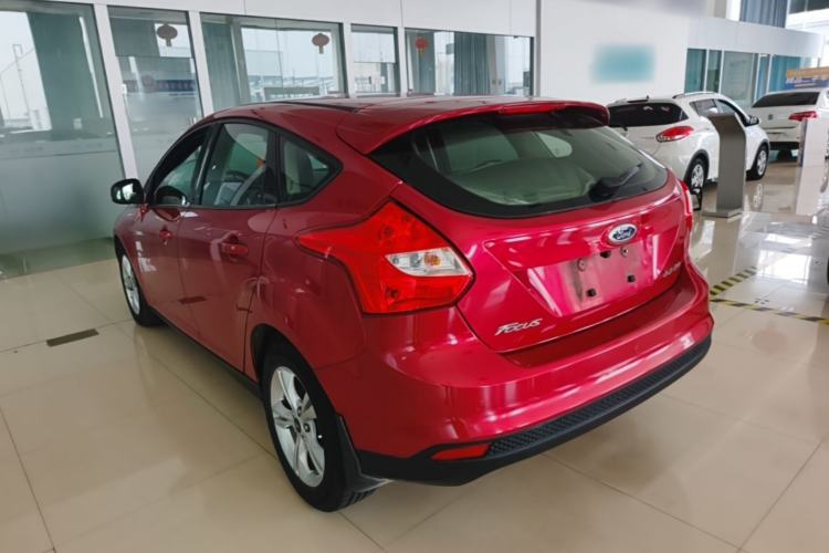 Used Ford Focus 2012 Hatchback 1.6L Automatic Fashion Edition Exterior 2