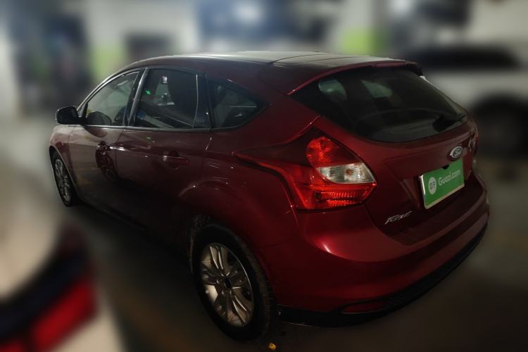 Used Ford Focus 2012 Hatchback 1.6L Automatic Comfort Model Exterior 3