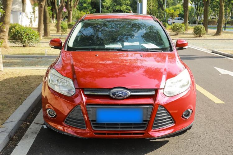 Used Ford Focus 2012 Hatchback 1.6L Automatic Fashion Edition Exterior 4