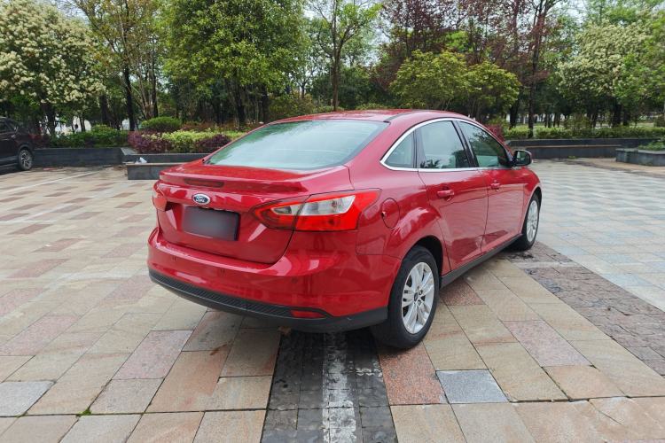 Used Ford Focus 2012 Sedan 1.6L Automatic Comfort Model Exterior 4