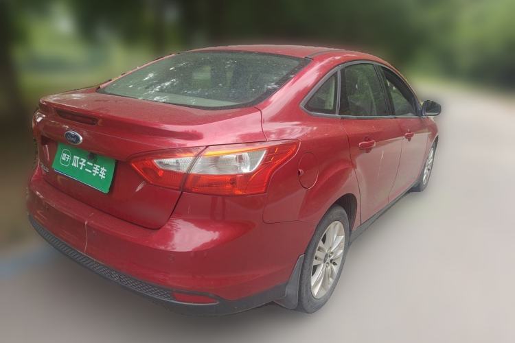 Used Ford Focus 2012 Sedan 1.6L Automatic Comfort Model Exterior 5