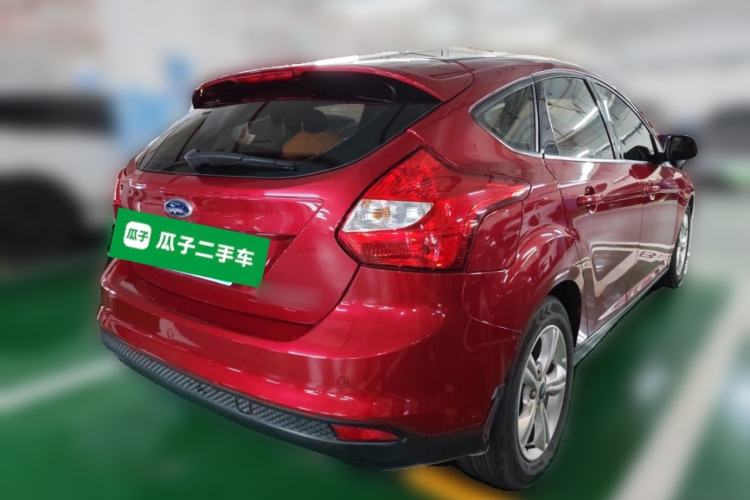 Used Ford Focus 2012 Hatchback 1.6L Automatic Fashion Edition Exterior 5