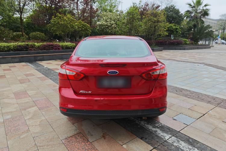 Used Ford Focus 2012 Sedan 1.6L Automatic Comfort Model Exterior 5