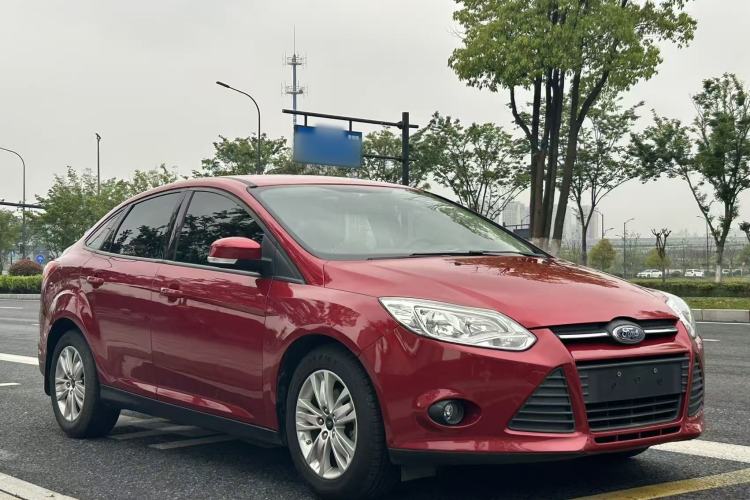 Used Ford Focus 2012 Sedan 1.6L Automatic Comfort Model Exterior 7