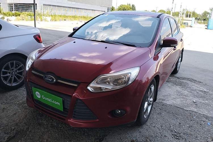Used Ford Focus 2012 Hatchback 1.6L Automatic Fashion Edition Guazi used car, China used car export, Used car for sale, Used  cars, Cheapest cars for sale