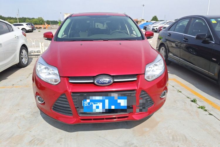 Used Ford Focus 2012 Hatchback 1.6L Automatic Fashion Edition Front