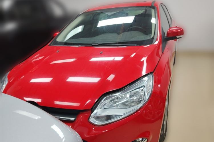 Used Ford Focus 2012 Hatchback 1.6L Automatic Fashion Edition Front