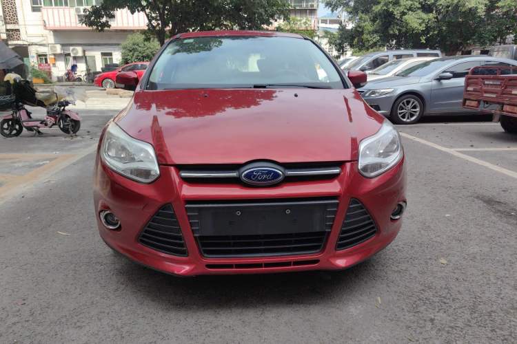 Used Ford Focus 2012 Hatchback 1.6L Automatic Fashion Edition Front