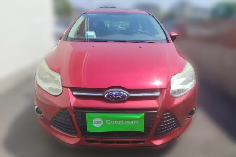 Used Ford Focus 2012 Hatchback 1.6L Manual Fashion Edition Front