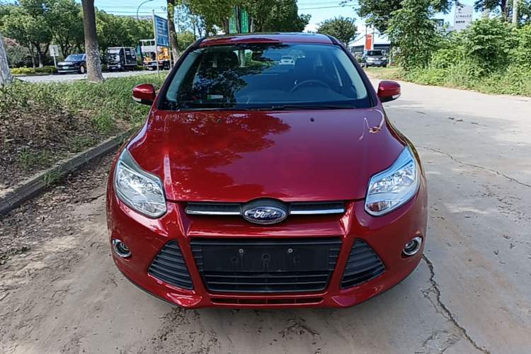 Used Ford Focus 2012 Hatchback 1.6L Automatic Fashion Edition Front