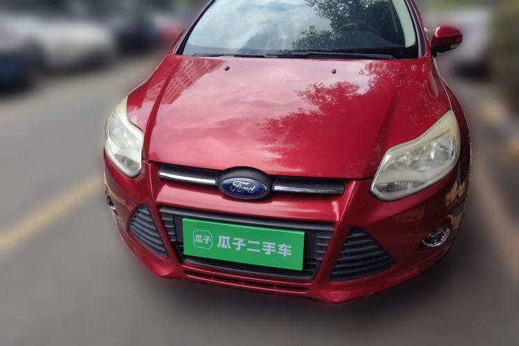 Used Ford Focus 2012 Hatchback 1.6L Manual Fashion Edition Front